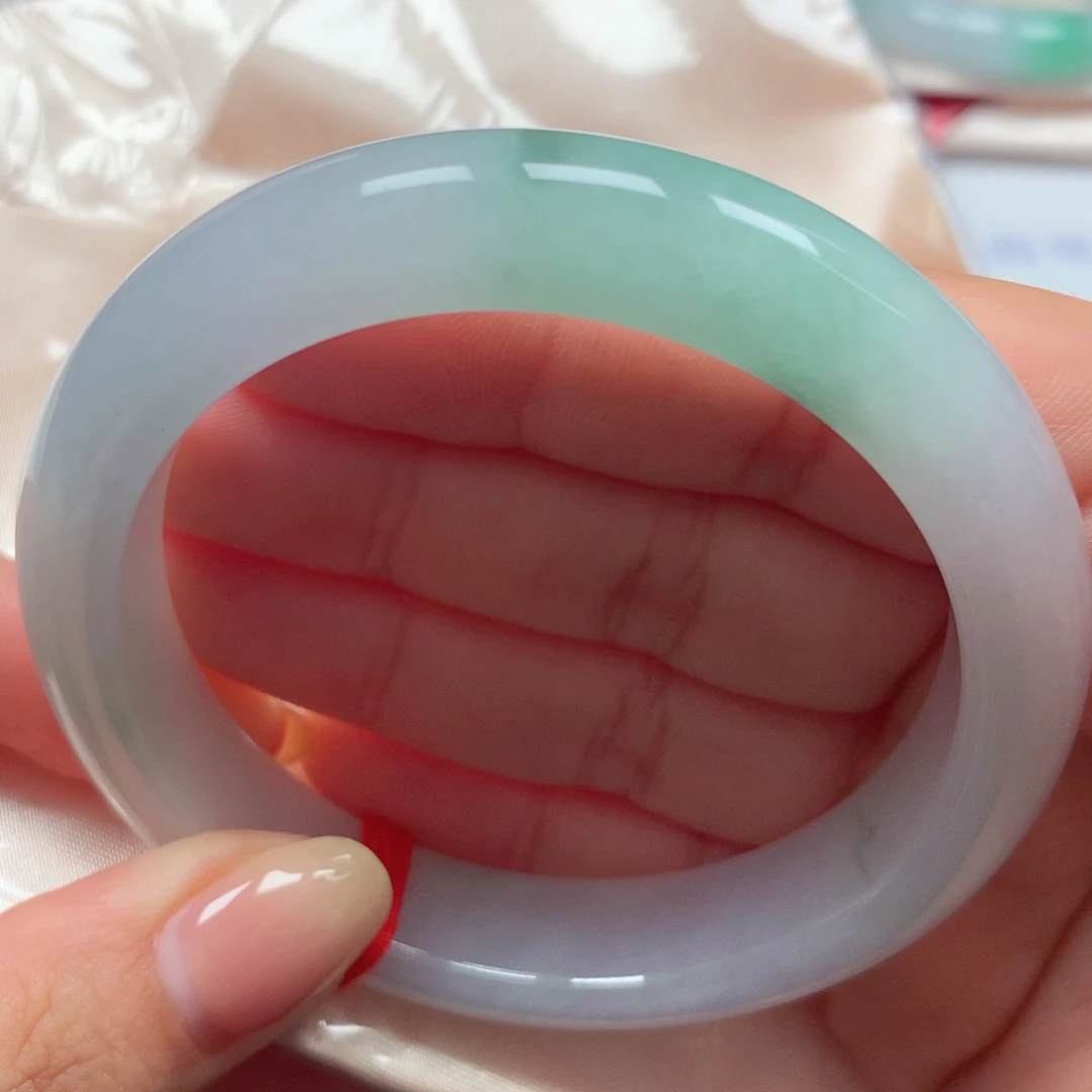 翡翠未镶嵌手镯19冰冰细腻绿飘花