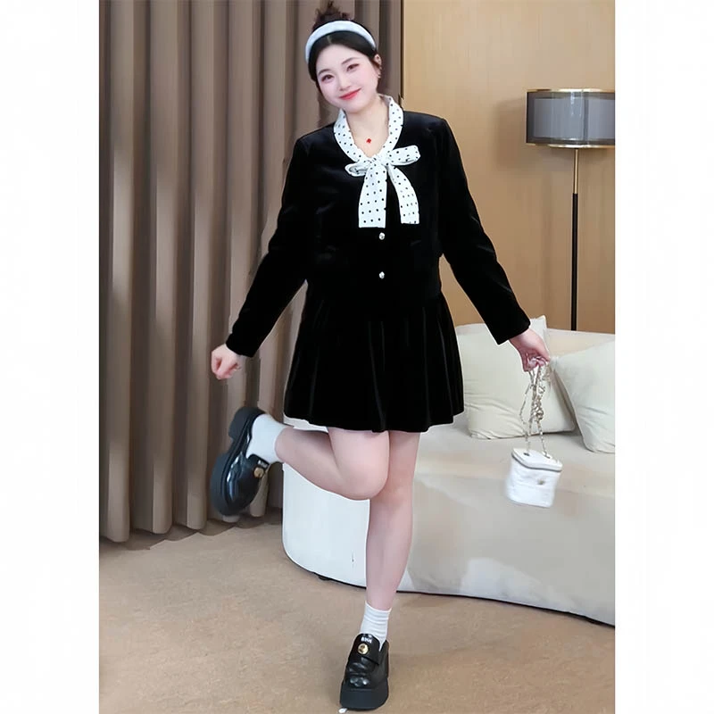 （现现款）贝贝微胖定制【DM279】赫本风丝绒上衣+半裙套装