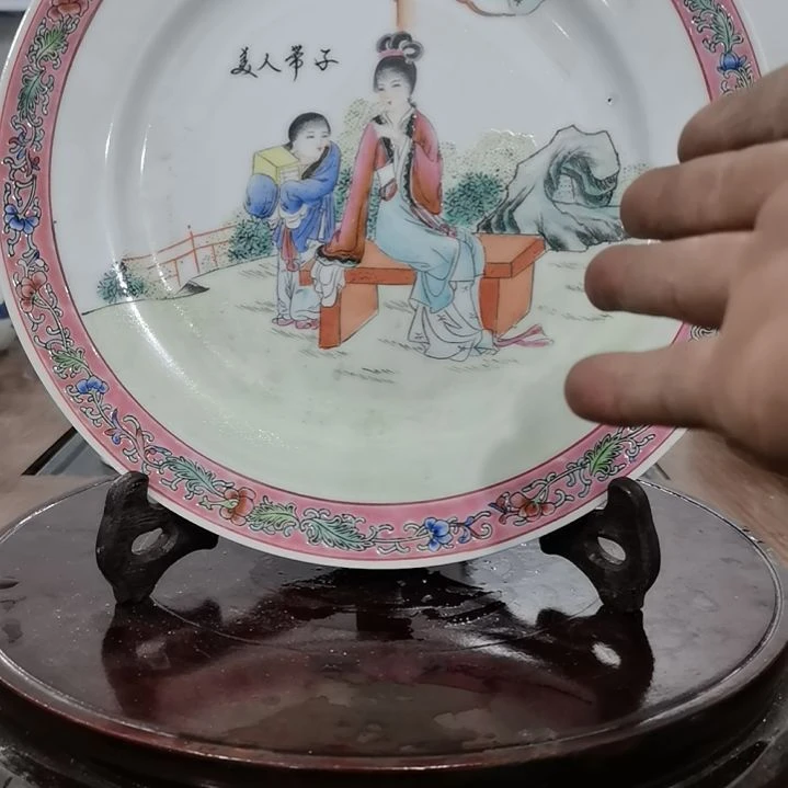 当代景德镇陶瓷工艺品光*