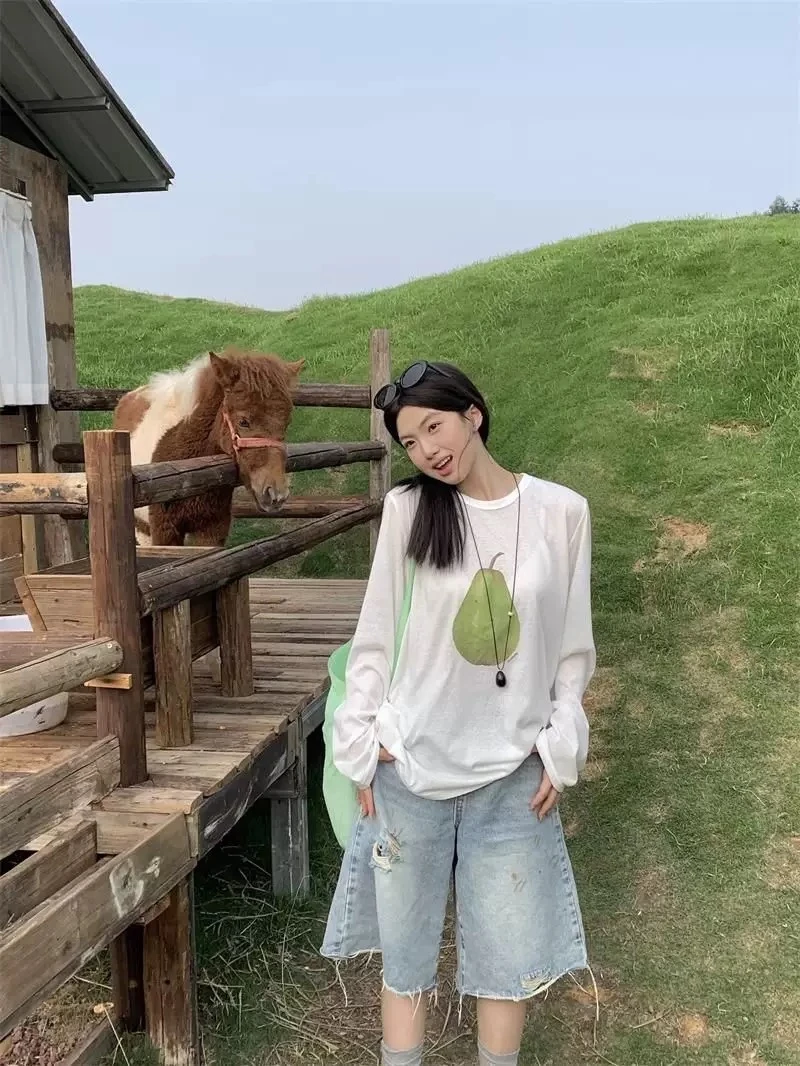 白色慵懒风梨子印花长袖T恤女夏季韩系宽松防晒罩衫设计感上衣