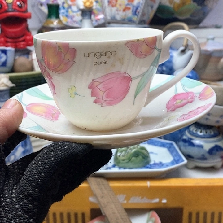 瓷片在哪呢现在吃饭没有我现在吃饭