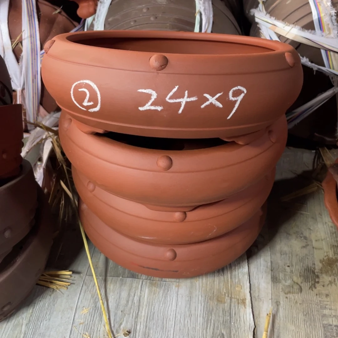 紫砂一组收口鼓钉四只