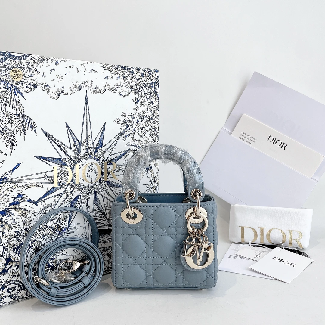99新 DIOR/迪奥 超迷你雾霾蓝戴妃单肩包 21年