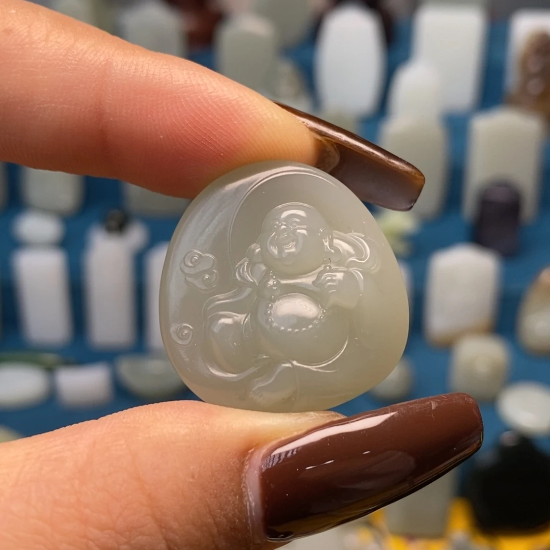 颈饰未镶嵌和田玉