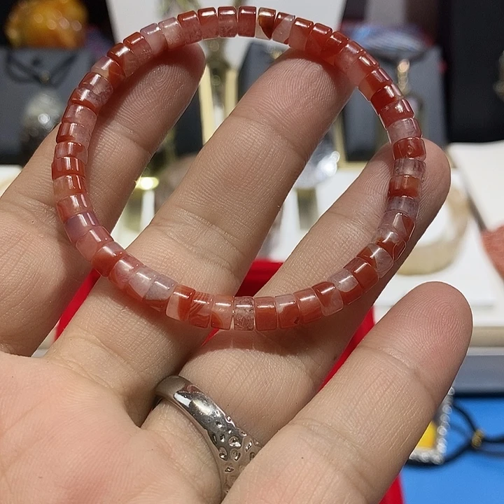 听***风玛瑙/玉髓未镶嵌颈饰61