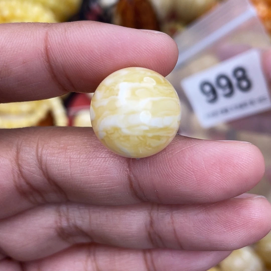 蜜蜡未镶嵌珠宝奇石粉坑18