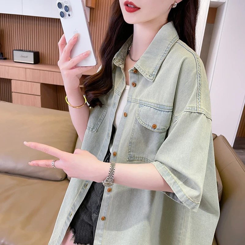 大码女装设计感牛仔短袖衬衫女夏季新款韩版宽松百搭时尚外穿衬衣