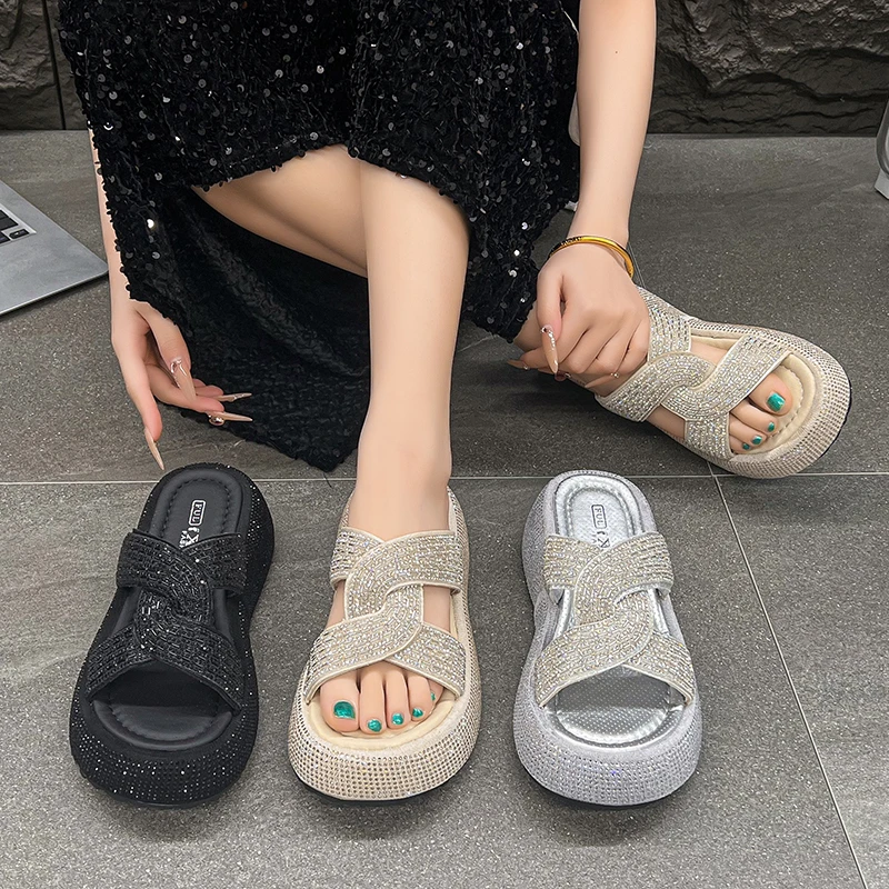 厚底水钻外穿拖鞋2025夏季时尚松糕防滑凉鞋休闲沙滩一字凉拖鞋