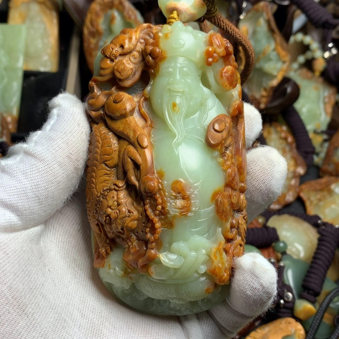 岫岩河磨玉（透闪石质玉）未镶嵌把件