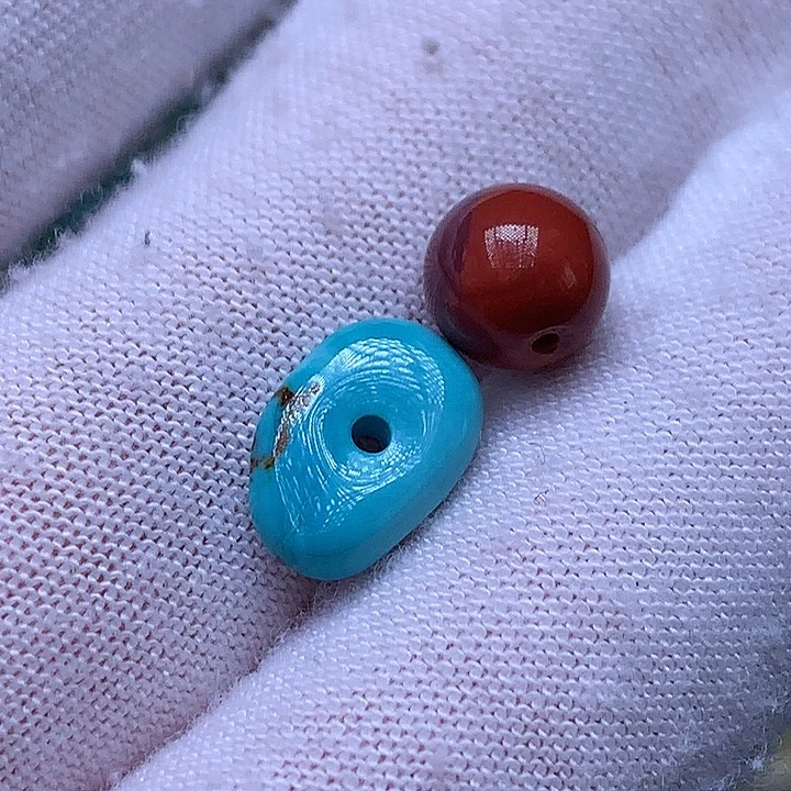 南红玛瑙未镶嵌珠宝奇石