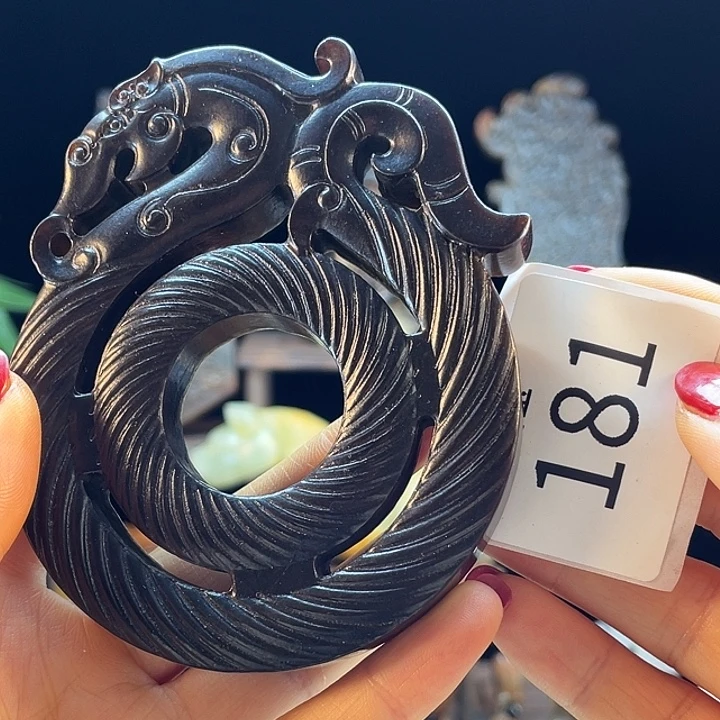 和田玉（糖玉）未镶嵌挂件