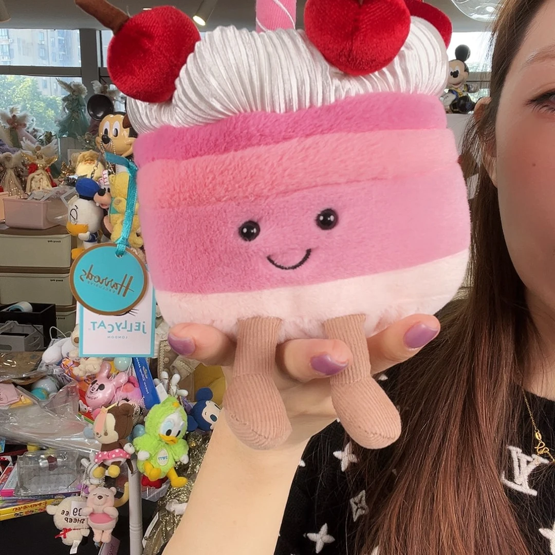 L****毛绒691号樱桃蛋糕