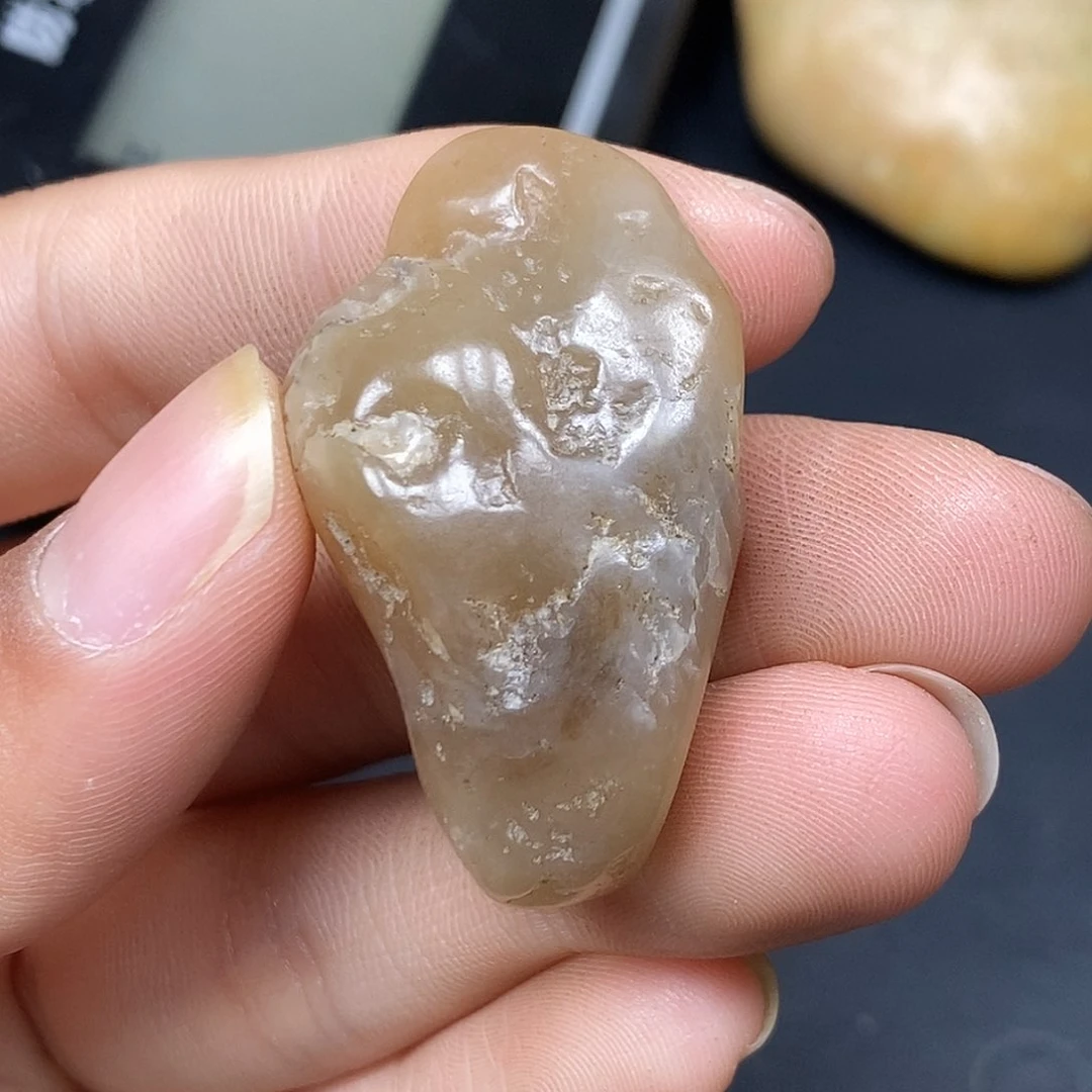 和田玉（糖玉）未镶嵌挂件