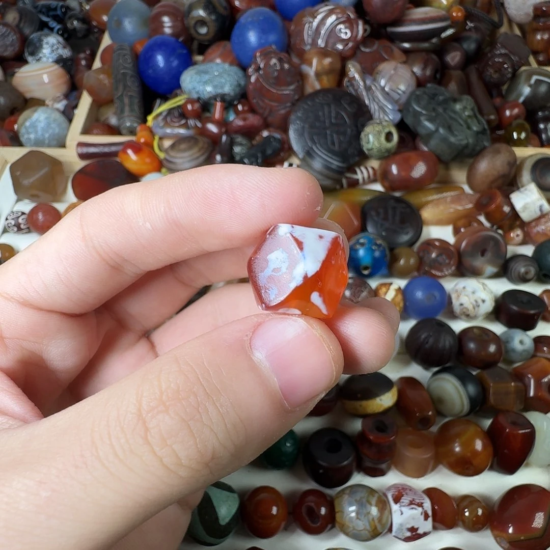 玛瑙/玉髓未镶嵌纯天然玛瑙珠子