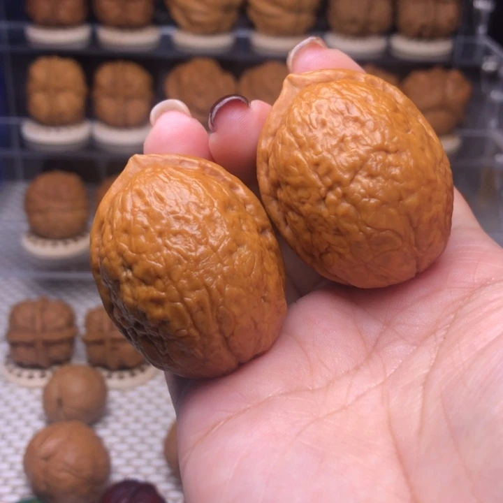 文玩核桃把件24号粗筋大屁桃38尺