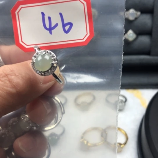 翡翠未镶嵌戒指缅甸