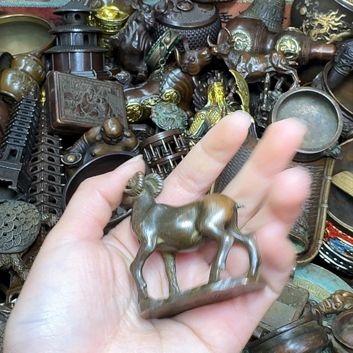 铜器文玩摆件收藏