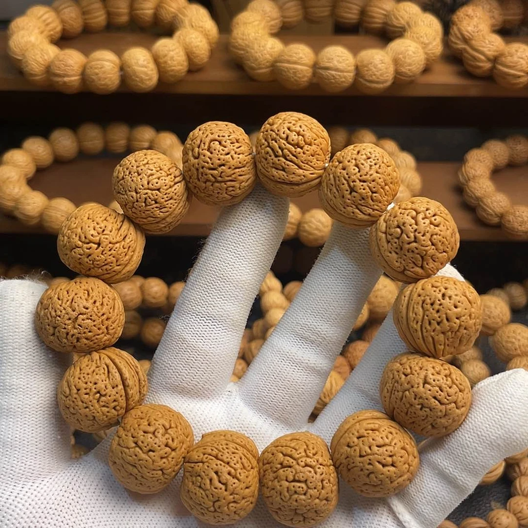 桃核手串满天星手串
