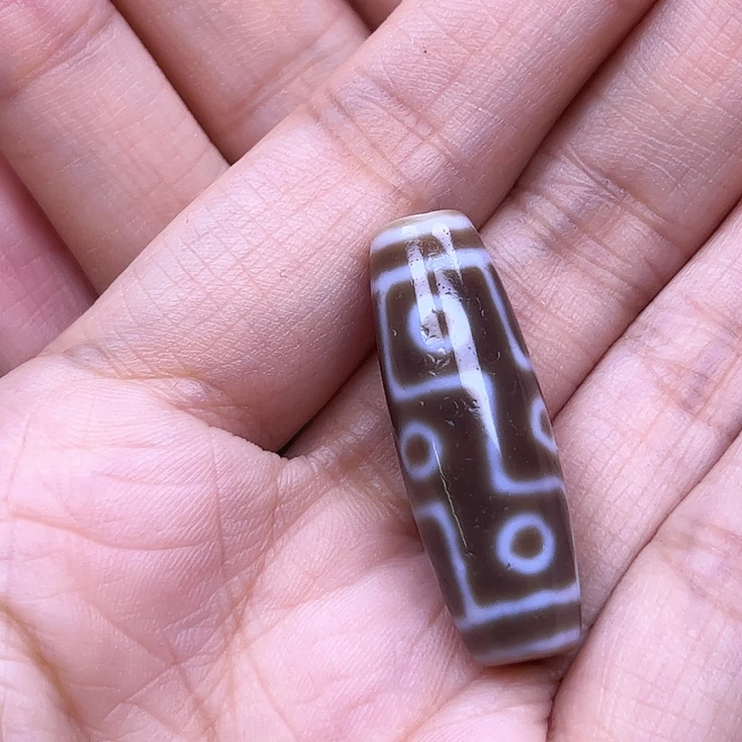 弓***月玛瑙/玉髓未镶嵌颈饰