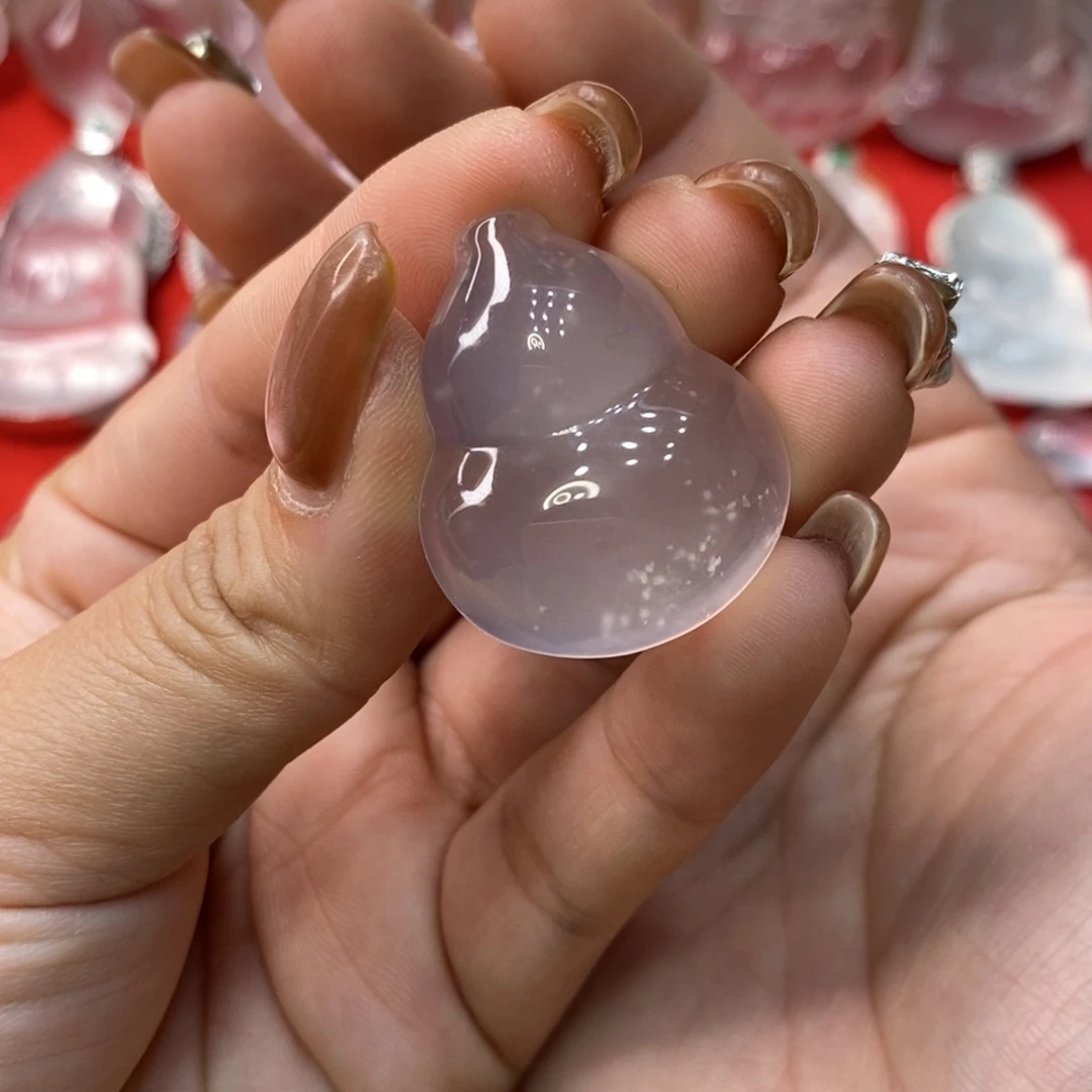 石英质玉未镶嵌吊坠