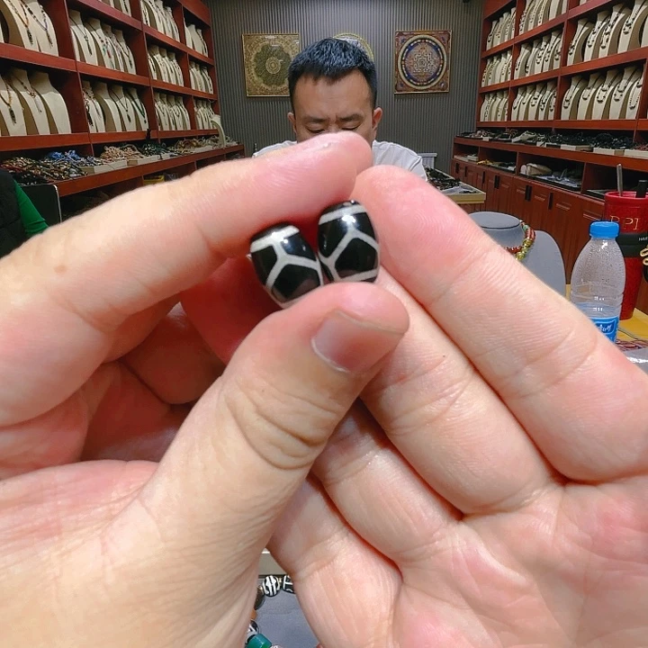 未镶嵌玛瑙/玉髓珠宝奇石