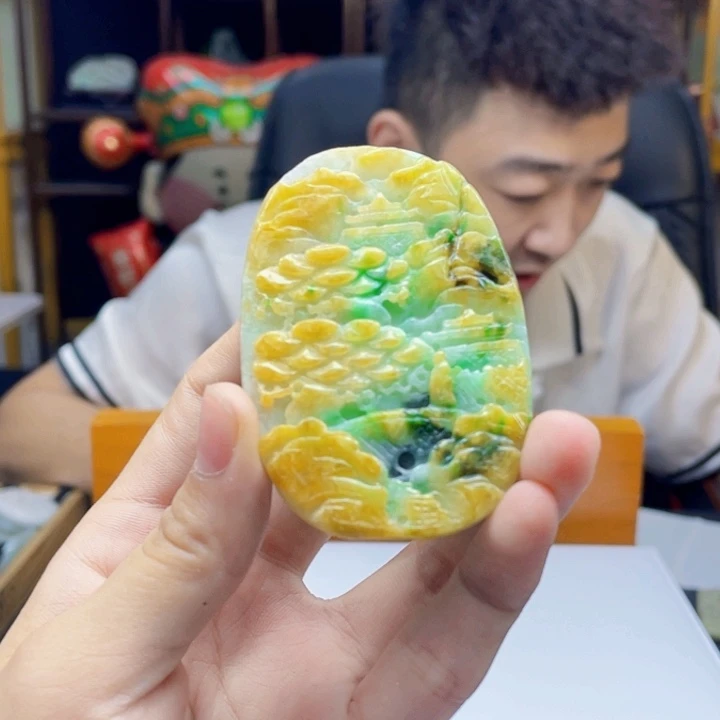 翡翠未镶嵌吊坠(不含链)A58