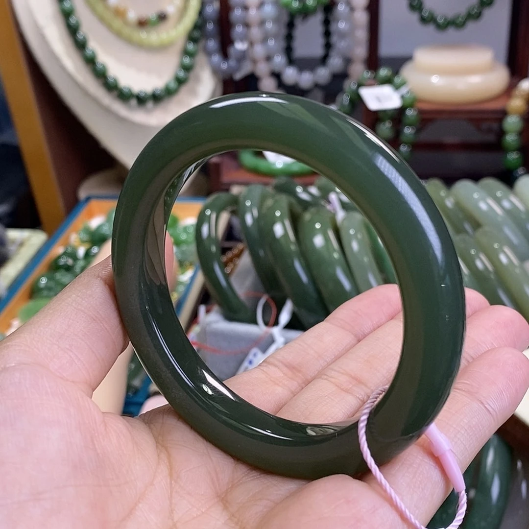 和田玉精品福利高冰晴水湖水绿手镯58.5未镶嵌射*