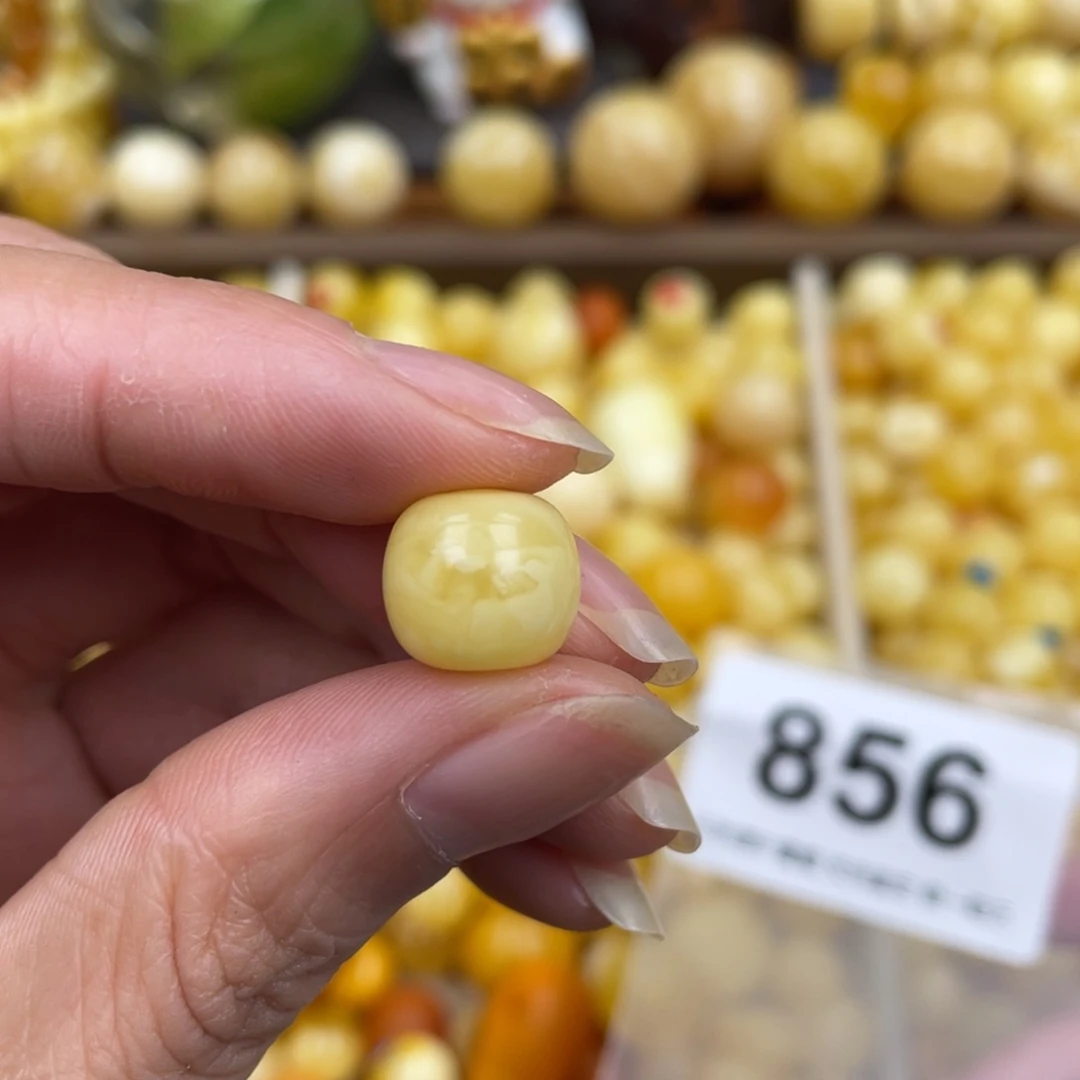 未镶嵌蜜蜡珠宝奇石11.6