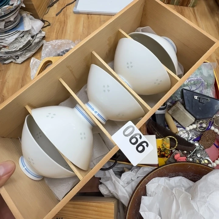瓷片工艺品摆件瓷器摆件正能量