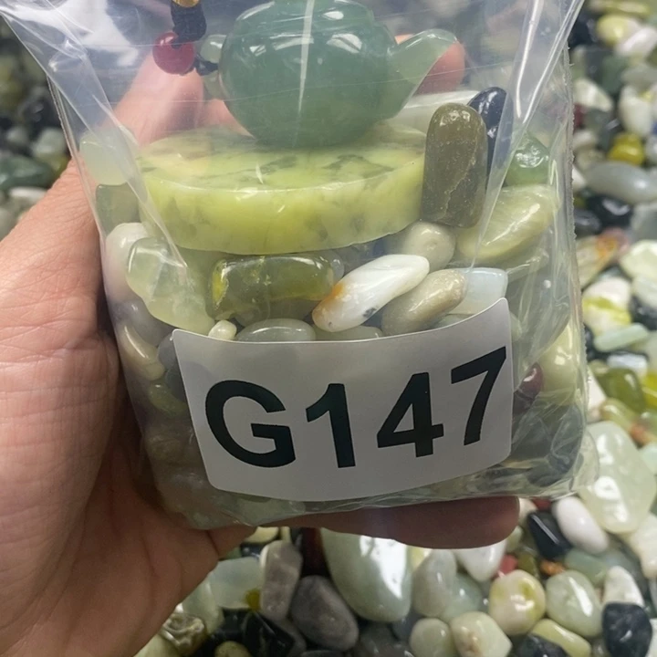 蛇纹石玉鱼缸石未镶嵌