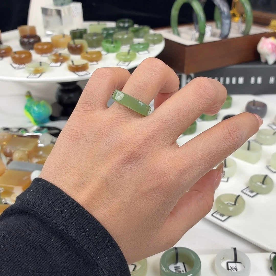 和田玉（糖玉）未镶嵌戒指Q14翠青马鞍16.5不退换