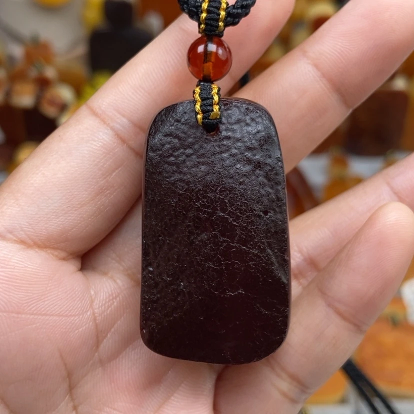 【闪购商品】琥珀颈饰未镶嵌