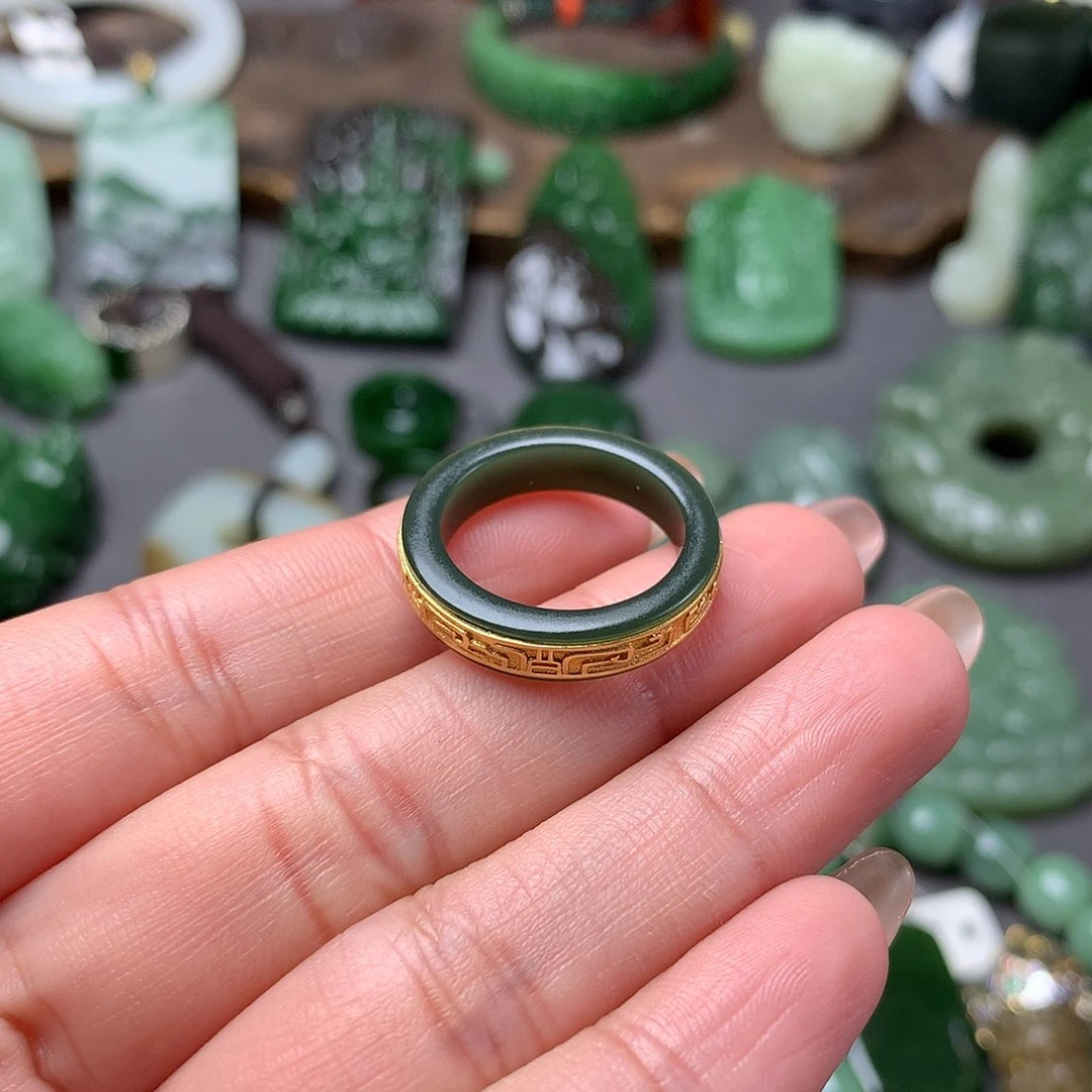 和田玉戒指未镶嵌一***袋