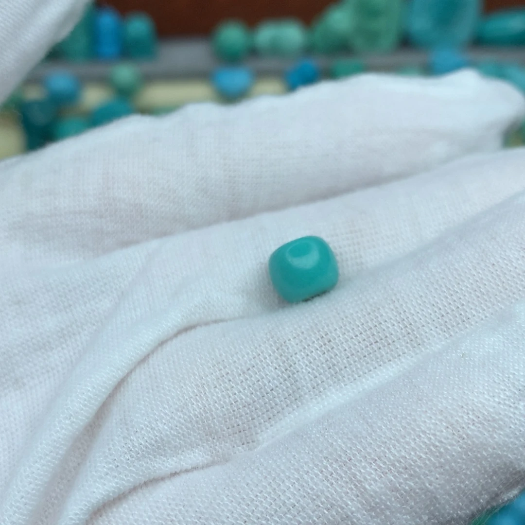 C***z高瓷蓝绿老型珠尺寸8