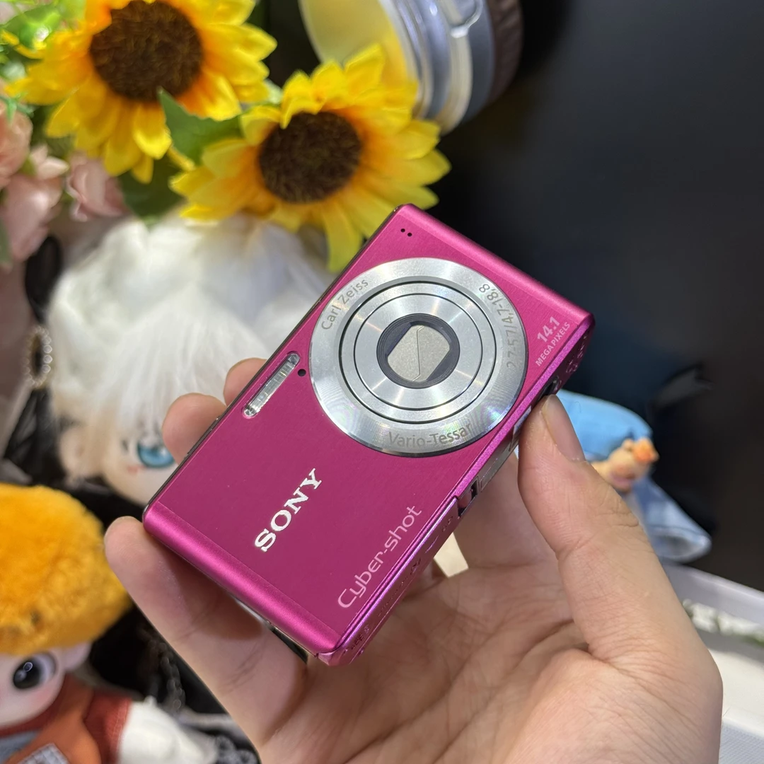 9新 Sony/索尼 索尼w530粉色色彩感好1400万像素带配件