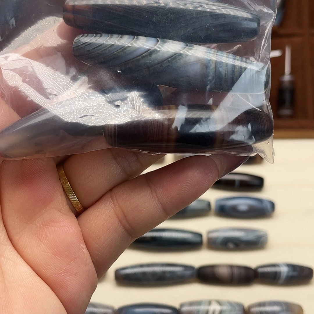 灰***儿玛瑙/玉髓未镶嵌颈饰