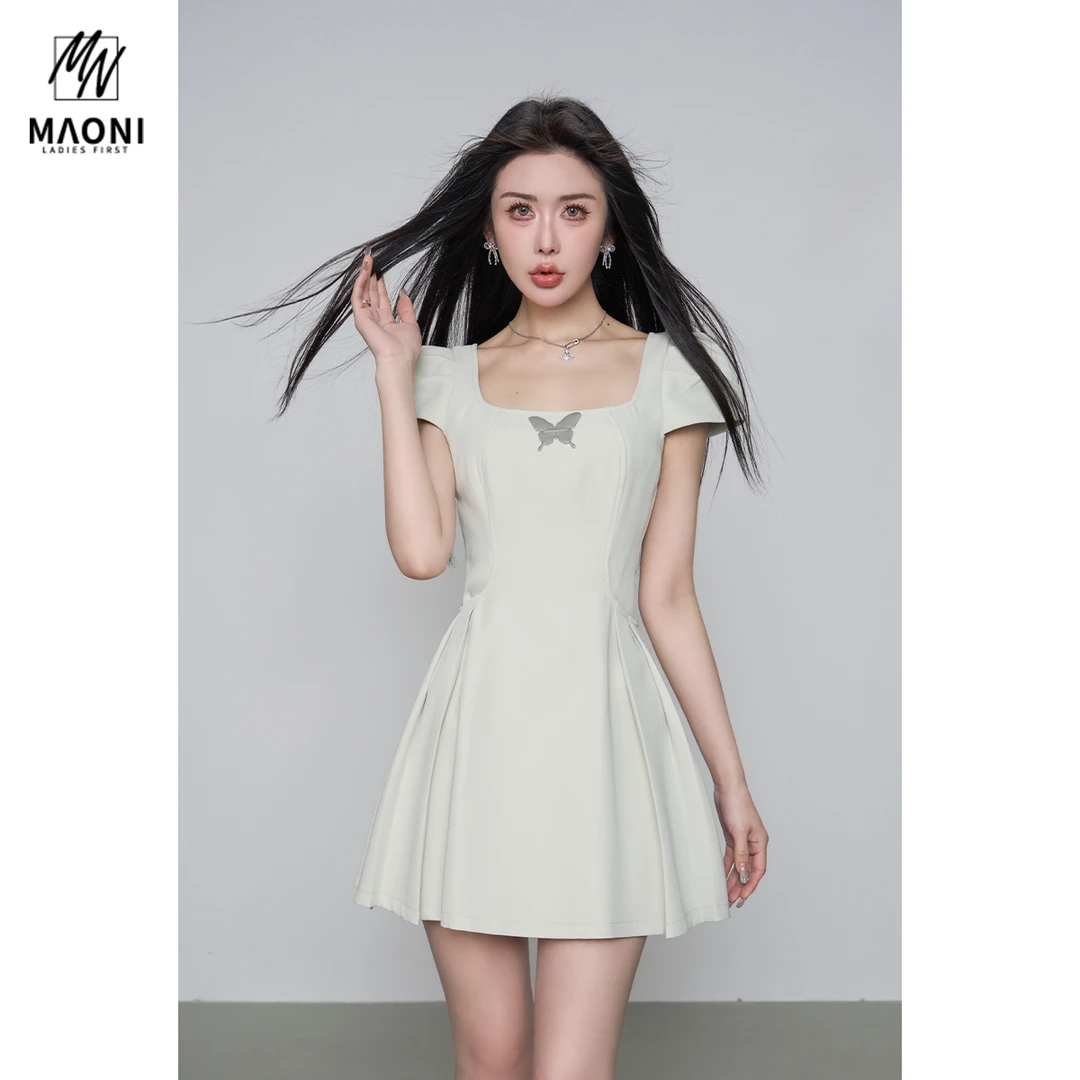 毛妮Peshe【韩系减龄】2025春夏款蝴蝶独特法式设计小众连衣裙D9190