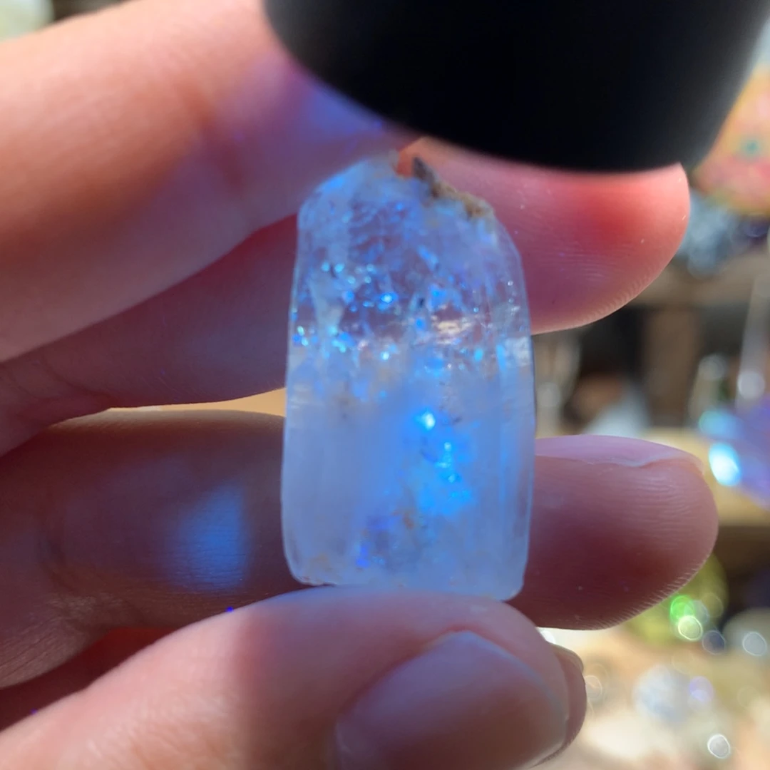 珠宝半成品水晶未镶嵌蓝色油胆水胆骸骨