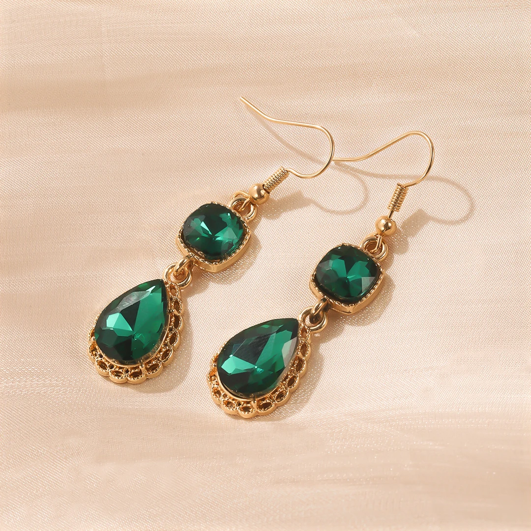 铜合金轻奢风时尚新款耳钉WH4075-1