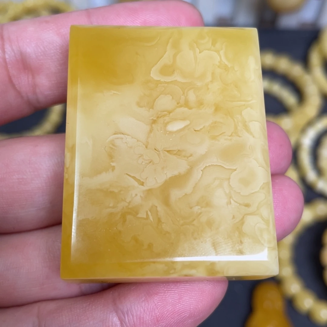 蜜蜡未镶嵌裸石蜜蜡平安无事牌32.8g