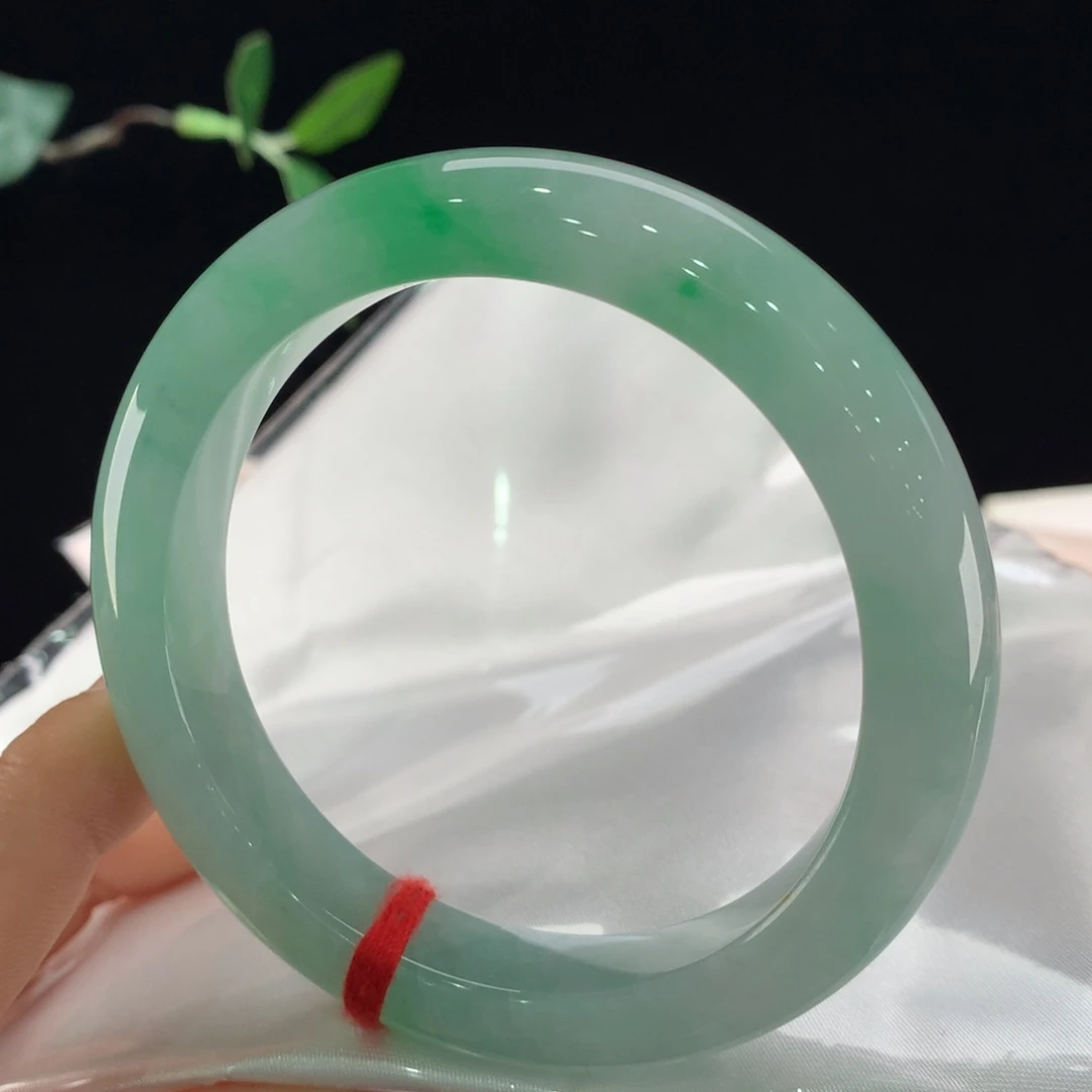 小***虾翡翠未镶嵌手镯0762