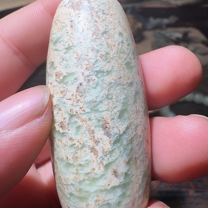 和田玉（糖玉）未镶嵌颈饰古****）