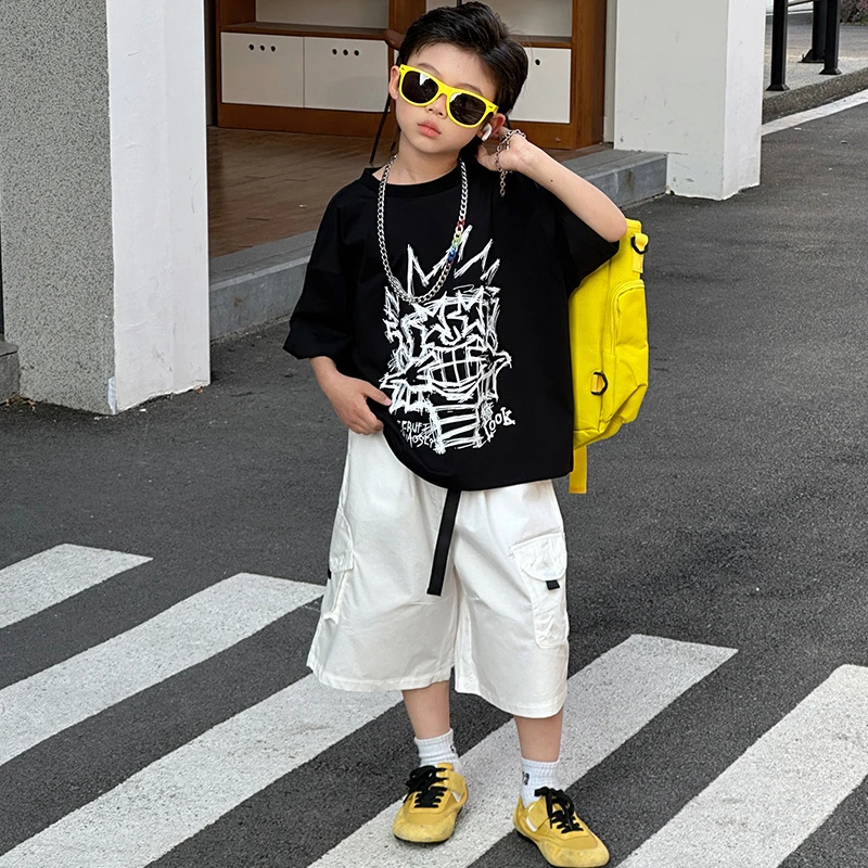 男童短袖T恤套装夏季2025新款儿童夏装洋气圆领男孩T恤短裤两件套