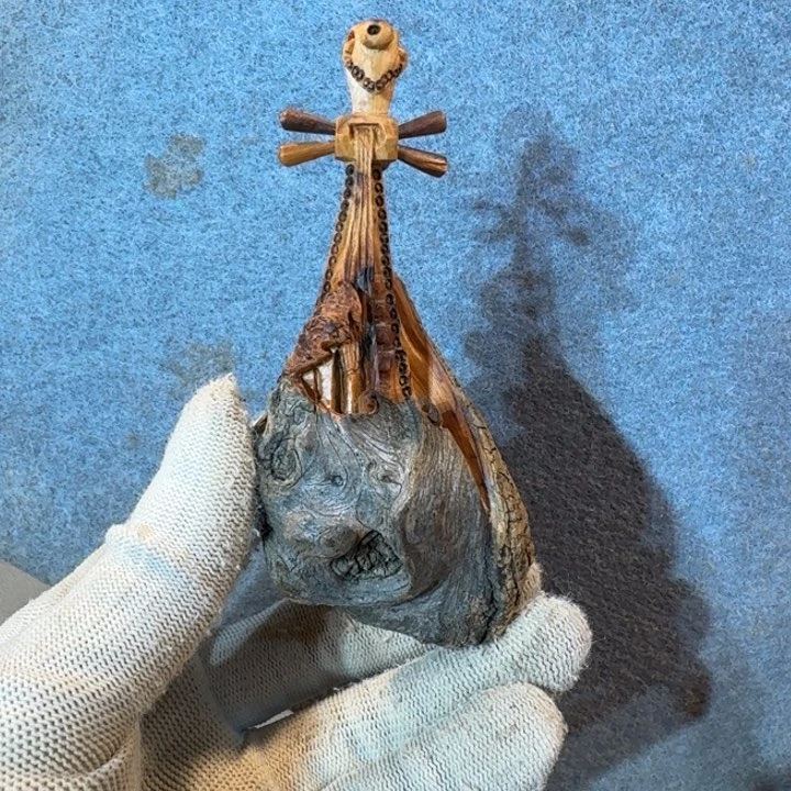 半****伤崖柏摆件手把件等