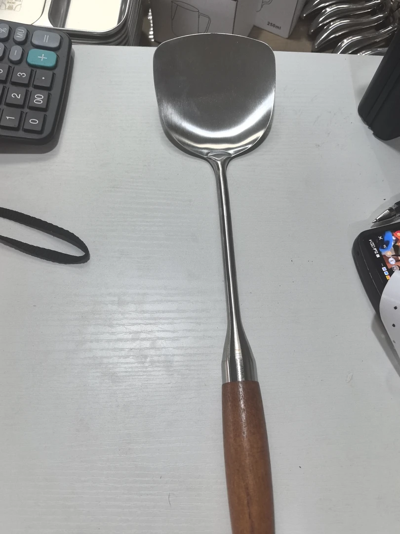 B4099 木把不锈钢铲子