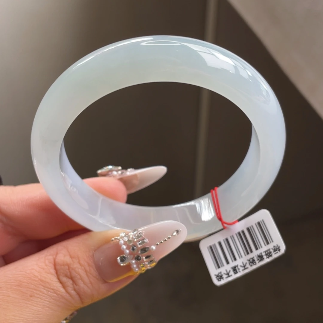 翡翠未镶嵌手镯冰胶白正圈手镯