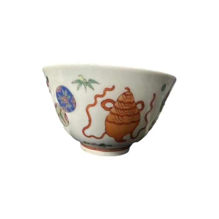 清 同治  粉彩皮球纹茶杯