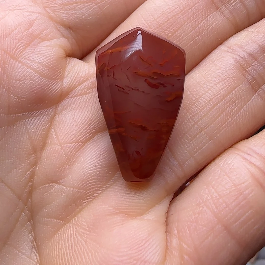 未镶嵌南红玛瑙珠宝奇石