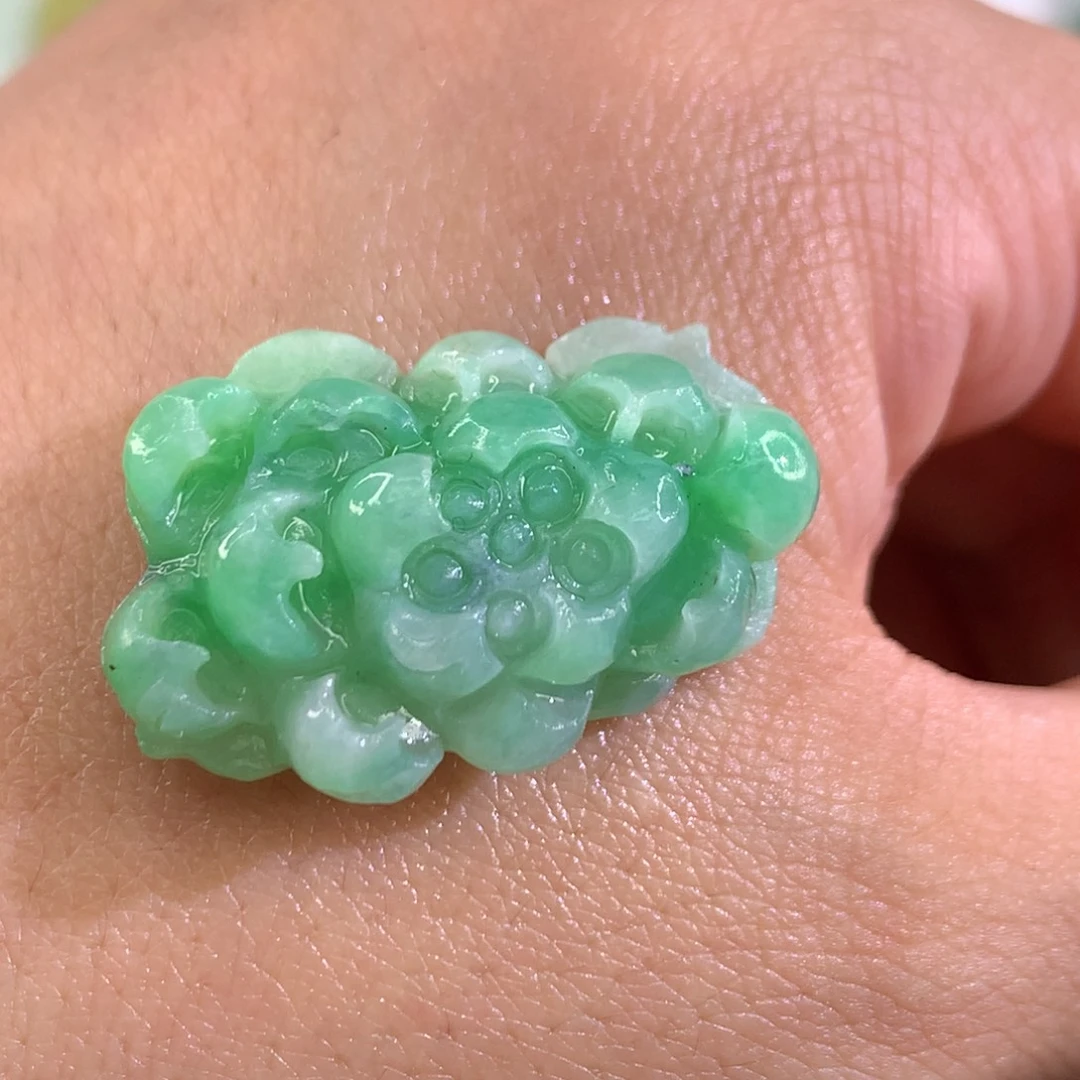 定制翡翠未镶嵌翡翠