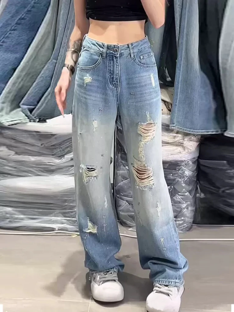 【9723】多#设计感破洞烫钻直筒宽松牛仔裤